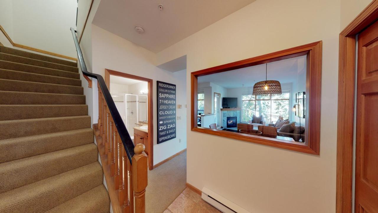 Stoney Creek Northstar By Whistler Premier Apartment Luaran gambar